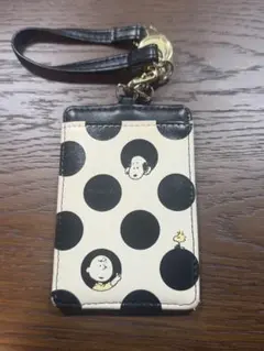 Peanuts スヌーピー パスケース