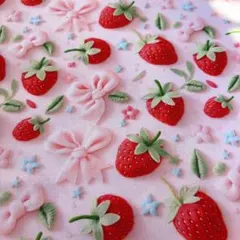 新柄　1㍍長可愛い立体視感苺柄の綿シーチングプリント生地ハギレ布