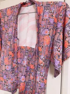 大正ロマン　総花柄　長羽織　共布の羽織紐付き　アンティーク　裄66 スミレ色