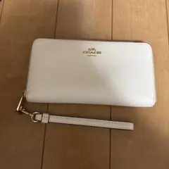 COACH 長財布 ホワイト ストラップ付きのサムネイル