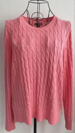 ピンク トップス