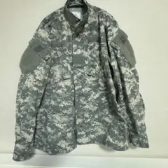 迷彩 デジカモ　ミリタリージャケット パッチ付き