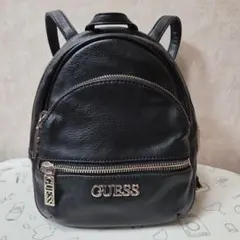 GUESS ミニリュック バックパック ブラックのサムネイル