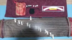 ★琴柱　14個セット　木箱入り　筝柱 琴 お琴 和楽器 高級品 琴柱 15個 木箱入り 小柱付き 箏 和楽器 弦楽器 - メルカリ