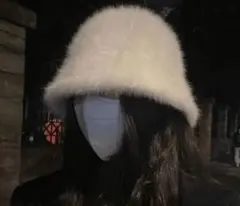 ホワイトファーバケットハット