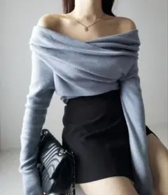 オフショルダー ニット