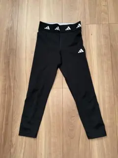 adidas ブラック スパッツ