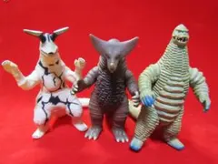 ウルトラ怪獣 ソフビ 3体セット エレキング、レッドキング、ゴモラ