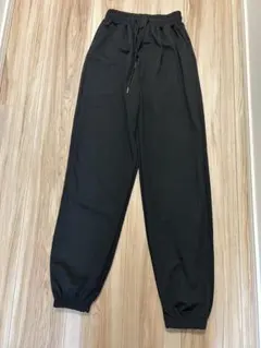 ジョガーパンツ 黒