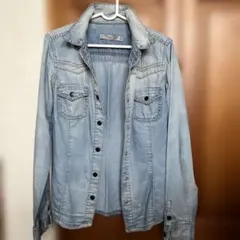 ZARA ダメージデニムシャツ