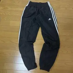 アディダス　160 トラックパンツ　ブラック　ナイロンパンツ