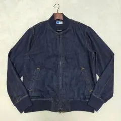 Item thumbnail for item 47eeeb36-3c50-452a-890b-3e2a6901e03d