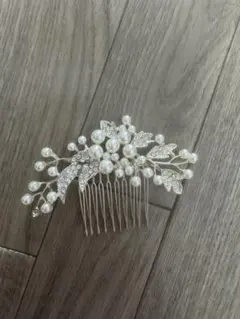 パールとクリスタルのヘアコーム