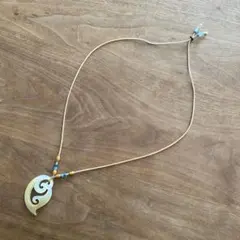 シェルネックレス