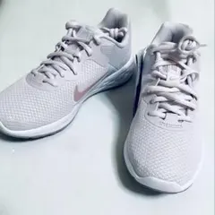 ナイキ　レボリューション6 ピンク　スニーカー　24.5cm