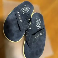 ISLAND SLIPPER 星スタッズのサムネイル