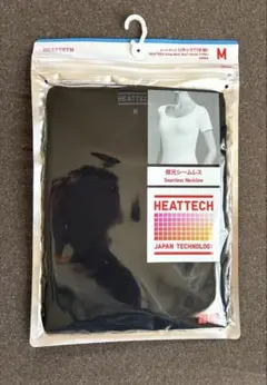ユニクロヒートテックUネックT 半袖 M 襟元シームレスM ブラック 新品
