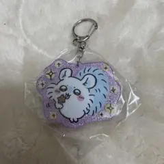 ちいかわ　アクリルキーホルダー　モモンガ
