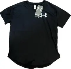 【新品タグ付】Under Armour Tシャツ ブラック　YLG