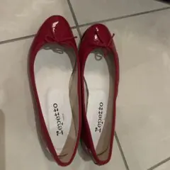 Repetto 赤 エナメルバレエシューズ