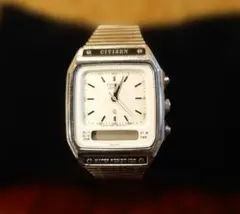 激レア　CITIZEN　デジアナ　腕時計本体のみのサムネイル