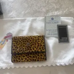 GIANNI VERSACE ヒョウ柄三つ折り財布のサムネイル