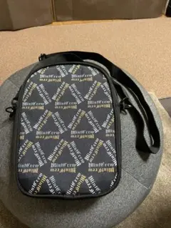 新品 mintcrew ショルダーバッグ