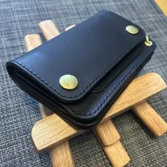 ☆トラッカーウォレット ヌメ革丘染めブラック茶芯 - メルカリ