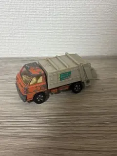 2025年最新】清掃車 横浜市 トミカの人気アイテム - メルカリ