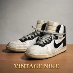 チ*プ様 NIKE ハイカットスニーカー 白黒 28cm US10