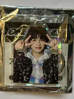 ONE N' ONLY NAOYA アクリルキーホルダー#009