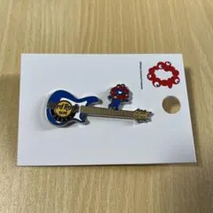 ミャクミャク コラボ ハードロックカフェ ピンバッジ ブルー - メルカリ