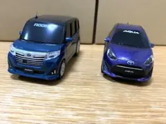 トヨタ ルーミー アクア ミニカー 2台セット【非売品】のサムネイル