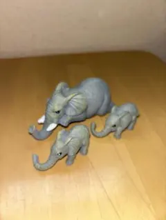 ゾウの親子 フィギュア 3体セット