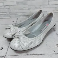 コンポジション9　パンプス　リボン