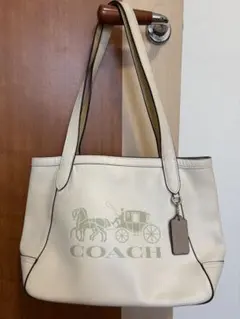 ✨未使用級✨【COACH】 コーチ トートバッグ デカロゴ レザーのサムネイル
