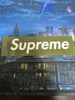 Supreme 2021aw ベルリン ステッカー