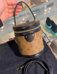 美品 モノグラム ショルダーバッグ カンヌM43986