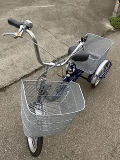 シルバー 三輪自転車 メッシュバスケット付き 高齢者 交通 手段 白