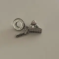 PANDORA pieceofcake charm