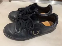 Fred Perry ブラック スニーカーのサムネイル