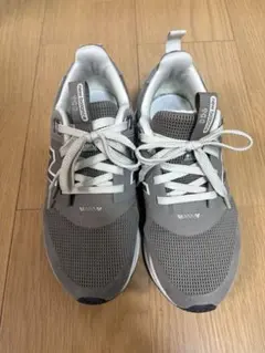 New Balance UA900DC2 22.5cm グレーのサムネイル