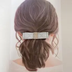 【ダマスク柄バックル付リボンバレッタ】ヘアアクセ　ハンドメイド　結婚式　お呼ばれ