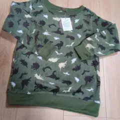 恐竜柄 長袖カットソー　トレーナー　裏起毛 110　フリース素材