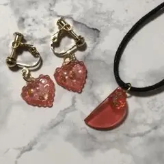 ハンドメイド 紐ネックレス＆イヤリングセット 赤