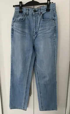 GU ハイウエストストレートジーンズ S