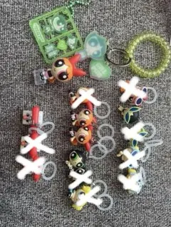 【新品未使用】パワーパフガールズ　ガチャガチャ　めじるしアクセサリー