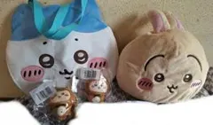 ちいかわ　ドームクッションとおかおボストンバックとタヌキだもんマスコットc賞2個