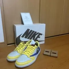 Travis Scott Retro Low OG SP Canary