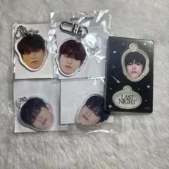 treasure ジョンウ　顔アクキー　セット